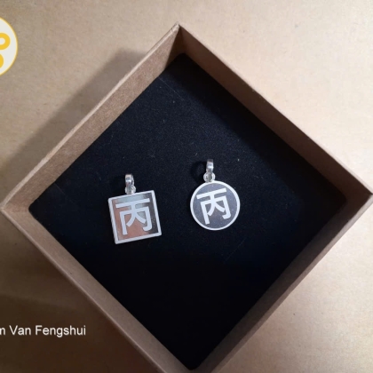 Mặt dây chuyền cải mệnh bằng vàng