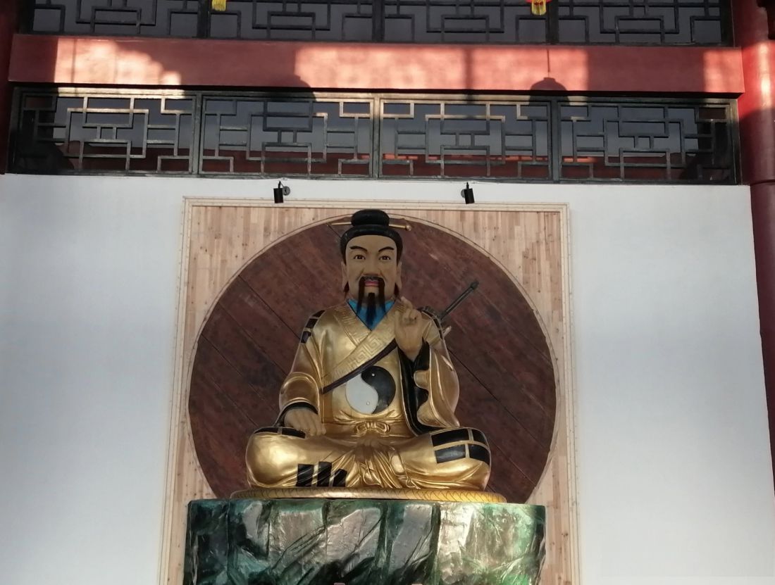 duong-cong-quan-tung-to-su-duong-cong-tien